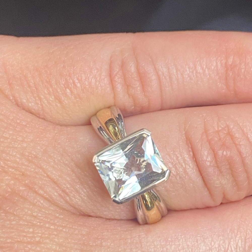 Sterling Silver Square Solitaire Green Amethyst Ring - Silver/Gold Accent, New - Picture 3 of 4